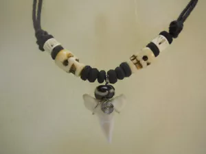 Shark Tooth Beaded Necklace w/Sculls Carvings - Picture 1 of 4