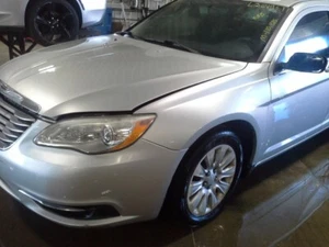 Used Speedometer Gauge fits: 2011 Chrysler 200 cluster MPH 120 w/o display scree - Picture 1 of 24