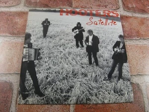 Hooters Satellite / One Way Home 45 Vinyl Promo 1987 - Imagen 1 de 7