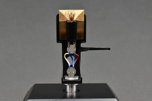 Cartucho Technics EPC-205C-IIL MM - Tubo de titanio voladizo con cabezal SH-98 - Imagen 1 de 6