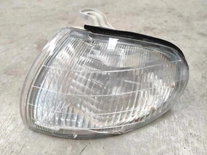 07/1993 to 07/1995 Hyundai J1 Lantra - Indicator light (Front/Left) 92301-285 - Picture 1 of 4