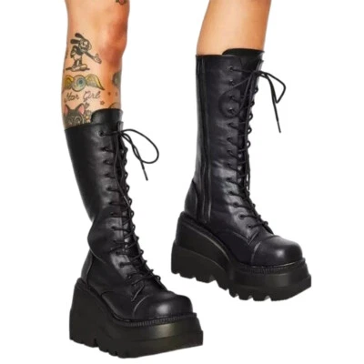 Botas punk góticas antideslizantes gruesas de trabajo con suela gruesa con cremallera para damas Foto 1 de 4