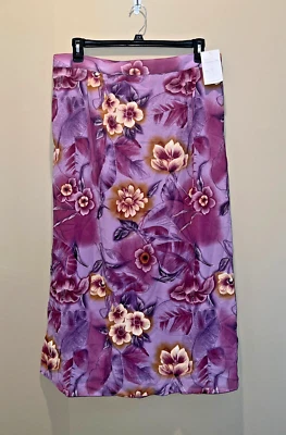 Momentum NWT! Long Floral Print Elastic Waist/Side-Zip Lined Skirt, Plus Sz 3X - Image 1 of 4