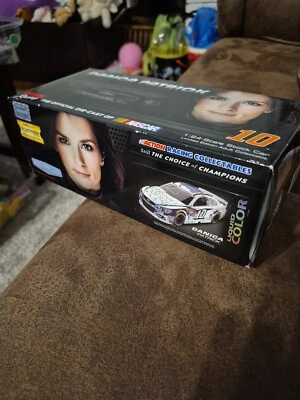 1:24 Danica Patrick 2014 #10 Aspen Dental Chevrolet SS Racing. Liquid Color.  - Image 1 of 4