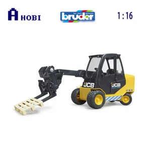 Bruder 1:16 Scale JCB Teletruck with Pallet Telescopic Boom & Lift Function - Picture 1 of 2