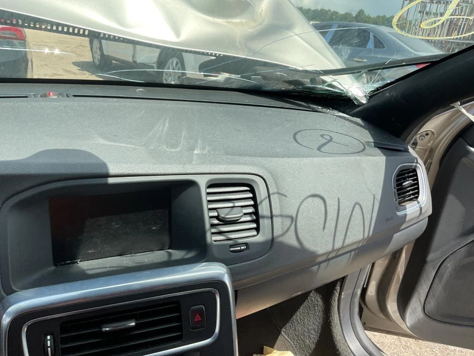 Passenger Right Air Bag Passenger Dash Fits 14-18 VOLVO S60 2101577 Foto 1 de 4