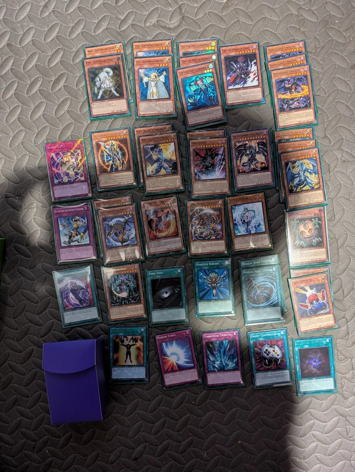 Yugioh 40-Card Chaos Dragon Deck - Image 1 of 1