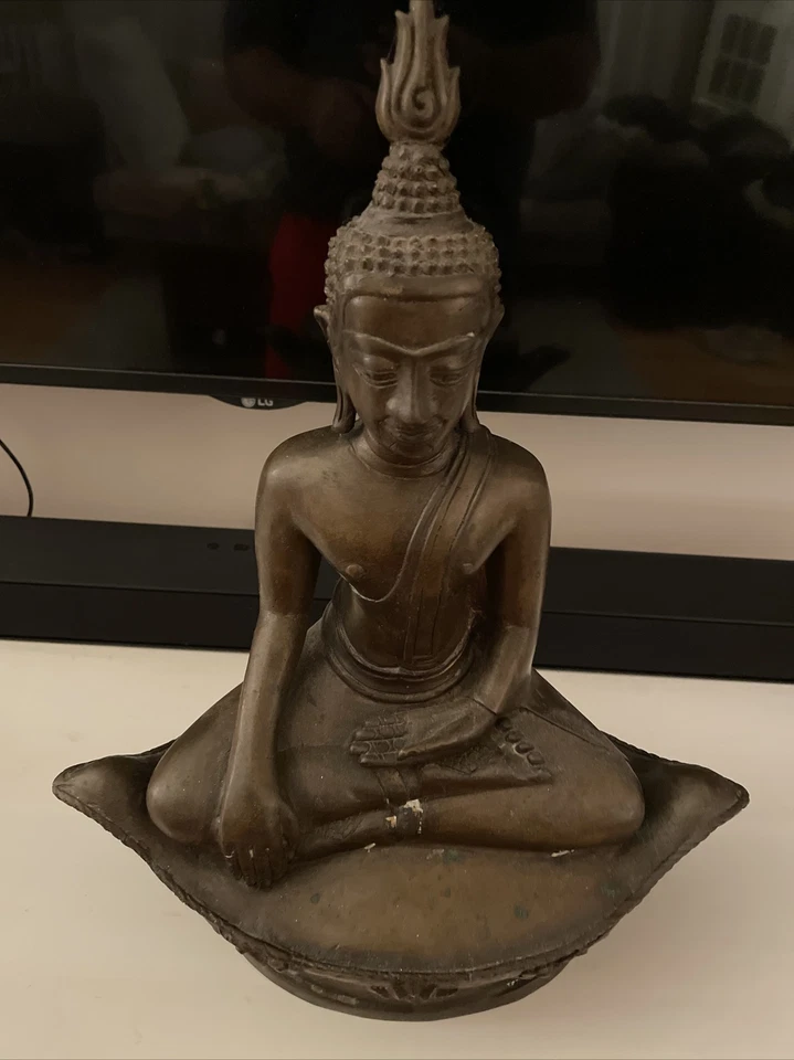 Antigo Buda Sentado de Bronze Veja Fotos 13X17X7 - Imagem 1 de 4