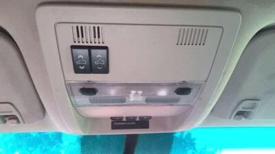 Front Console GMC SIERRA 1500 07 08 09 10 11 - Image 1 of 4