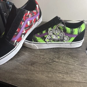 Vans x Nightmare Before Christmas Old Skool Lock Shock And Barrel Size M10 New - Picture 1 of 13