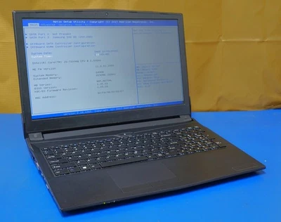 PORTATIL GAMING CLEVO STYLE NOTE 17" N850EJ I5-7300HQ 8GB RAM 250GB SSD Foto 1 de 4