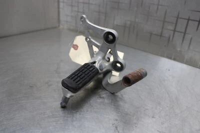 1991 Honda CBR1000F Right Rearset Peg Bracket  Foto 1 de 4