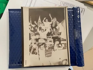 FOTOGRAFIA CALCIO 1989 NAPOLI FESTEGGIAMENTI CONQUISTA COPPA UEFA - Picture 1 of 2