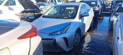 2022 Toyota Prius Transmission OEM 127K Miles - LKQ402531168 - Image 1 of 4