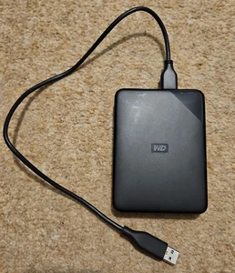 WD Elements Portable Hard Drive 4TB External HDD USB 3.0 - Black - Picture 1 of 4