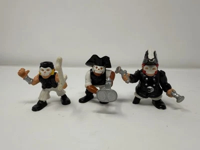 Fisher Price Great Adventures Bad Bone Pirates/Skeleton 3 Figures - image 1 of 4
