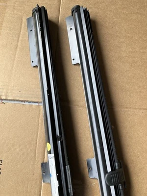 Set (2) 07-15 Audi Q7 4L Rear Door Window Blend Shade RIGHT & LEFT Side OEM - Image 1 of 4