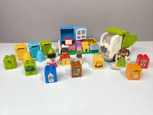 LEGO DUPLO Müllabfuhr MOC Custom Set #2 Müllauto LKW Figuren Möbel Sperrmüll - Bild 1 von 6