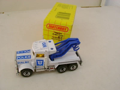 1983 MATCHBOX SUPERFAST #61 DIAL 911 POLICE M9 PETERBILT TOW WRECKER TRUCK NEW - Image 1 of 3
