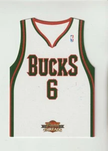 2009 Panini Threads Jersey #24 Andrew Bogut card, Milwaukee Bucks - Picture 1 of 1