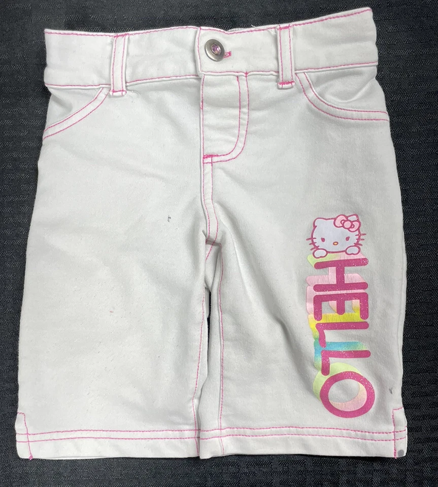 ⭐ HELLO KITTY // NIÑAS PEQUEÑAS - PANTALONES CORTOS BLANCOS TALLA XS 4/5 *CON DEFECTO* Foto 1 de 4
