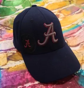 Alabama Crimson Tide Top Of The World One Fit Cap Hat Size L Black/Red - Picture 1 of 10