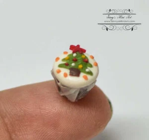 Cupcakes/pasteles en miniatura de árbol de Navidad para casa de muñecas 1:12 HMN 913 - Imagen 1 de 3