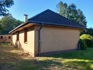 Einfamilienhaus mit Einliegerwohnung mit großem Grundstück in Altenwalde - Bild 1 von 21