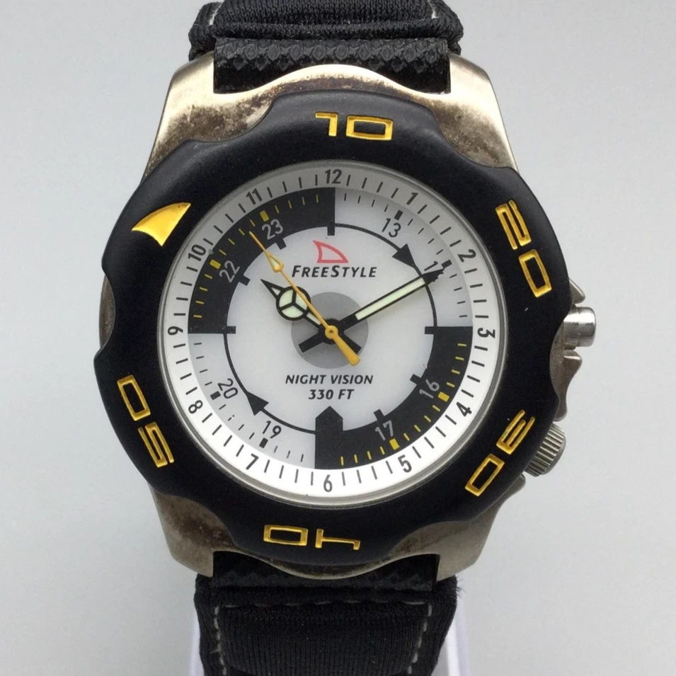 Reloj Freestyle Visión Nocturna Hombre 43mm Esfera Luminosa Negro Nylon Batería Nueva Foto 1 de 4