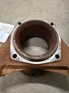 Transmission to Transfer Case Adapter Chevy/GMC 700R4/T350 PN: 15597796 - Picture 1 of 11