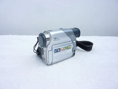 JVC GR-D73E MiniDV Camcorder - ohne Akku - funktioniert - gebraucht - Bild 1 von 4