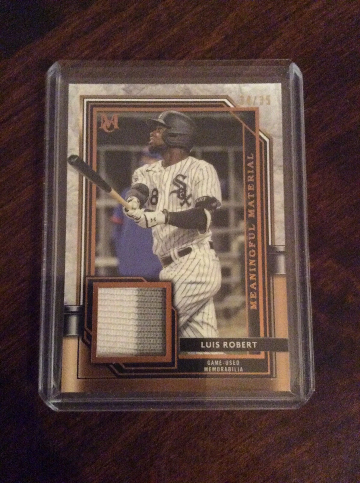 2021 Topps Museum Collection Luis Robert Jersey #ed 34/35 Chicago White Sox