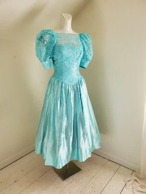 80-х годов винтажный бирюзовый синий атлас и кружева платье Puff рукав бант размер 2P - Изображение 1 из 4