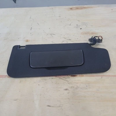 Parasol de pasajero con iluminación para camioneta Silverado 1500 19-23 29647 Foto 1 de 4