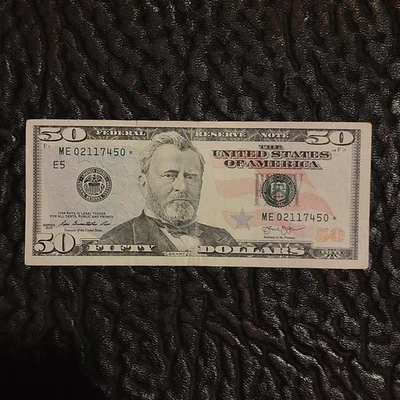 Банкнота номиналом 50 долларов 2013 со звездой уникальная коллекционная низкая серийная - Изображение 1 из 3
