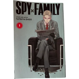 SPY X FAMILY: Volumen 1 por Tatsuya Endo - Manga de bolsillo versión en inglés - Imagen 1 de 2