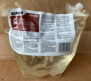 Ecolab 6149062 Revitalize Teppich- und Polstervorspray Reiniger 2L 1er Pack - Bild 1 von 3