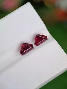 Trillion Cut Rhodolite Garnet Gemstone Pair | Natural | Loose | Untreated - Picture 1 of 4