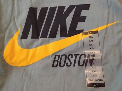 Camiseta Nike Para Hombre NSW CITY Boston S/S - CW0862 353 - Verde/Negro - Talla 2XL RARA Foto 1 de 4