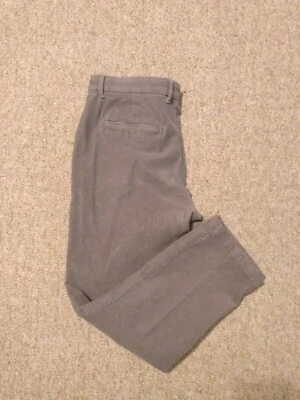 Pantalones de pana gris calce recto Izod para hombre talla 33 x 30 Foto 1 de 4