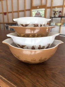 Pyrex Americana Cinderella Nesting bowls( Set of 4) - Picture 1 of 13