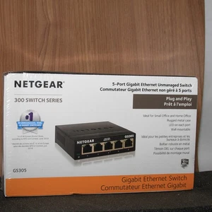 Netgear GS305 5 Port Unmanaged Switch Sealed - Picture 1 of 6