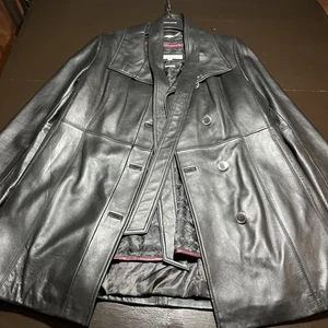 Wilson’s Lederjacke Thinsulate Damen Größe L mit Riemen Button Down - Bild 1 von 16