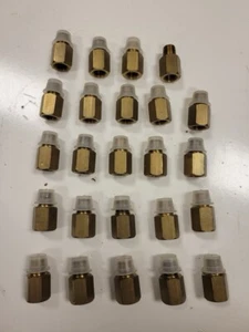 Lot Of 8 Brass STRAIGHT PIPE ADAPTERS 1/8” MALE BSPT x 1/8" FEMALE NPT 2900psi - Picture 1 of 4