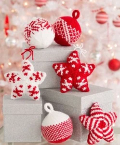 KNITTING PATTERN - ARAN BAUBLES AND STARS CHRISTMAS TREE DECORATIONS - Picture 1 of 1