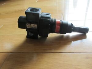 Parker 07R418AC Air Regulator 250 PSI! Excellent Used Condition! Ready To Work!