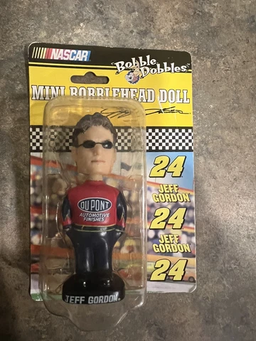 JEFF GORDON MINI BOBBLEHEAD DOLL Nascar Bobble Dobbles Series 3 #24 MOC 2003 Cover