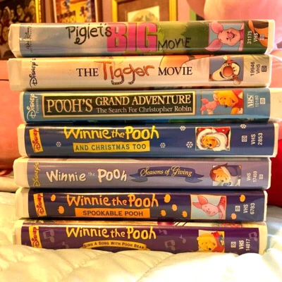 LOT OF 7 ~ Disney Winnie the Pooh VHS Movies / Clamshell Case - Image 1 of 4