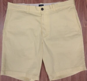 J.CREW REGULAR FIT SHORTS COTTON/SPANDEX LIGHT YELLOW Sz 33 - Picture 1 of 3