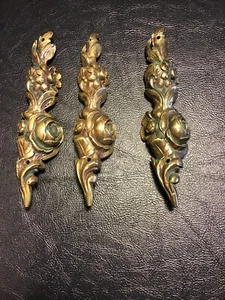 3 Ornate Vintage Antique Brass Adornments Decorative 5.5 X 1.5” X1” 3.1 Oz Each - Picture 1 of 4